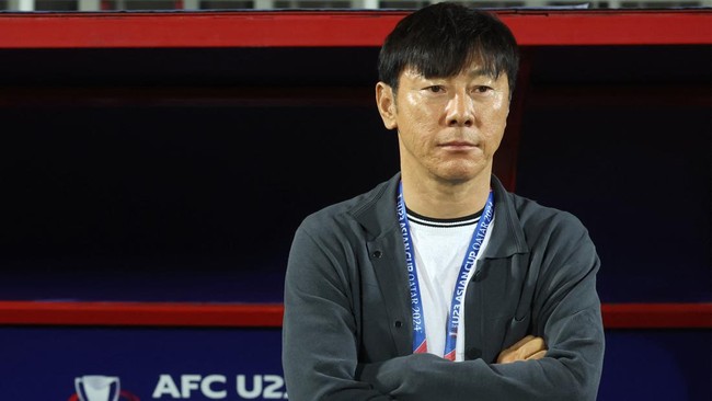 Shin Tae Yong: Emosi Meluap di SUGBK, Mengarahkan Indonesia Menuju Sejarah Baru di Piala Dunia 2026